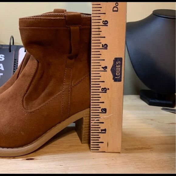 Qupid Size 6.5 booties/boots - Picture 4 of 5